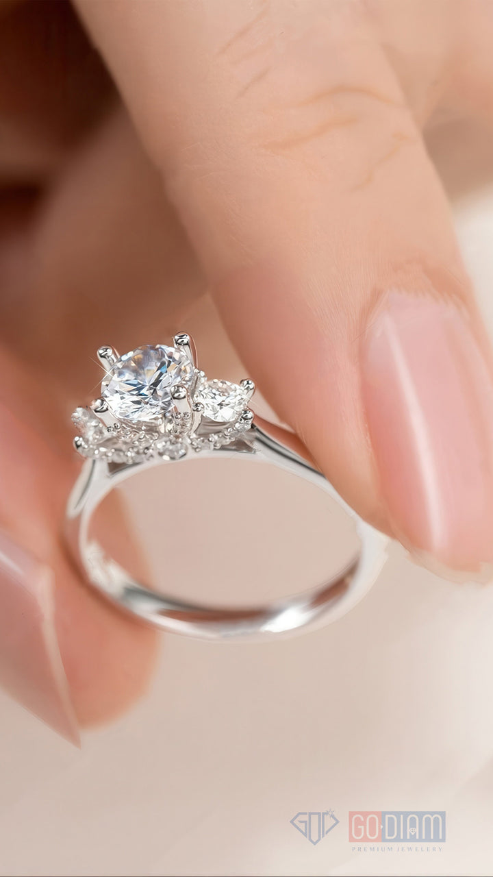 We make sparkly magic happen