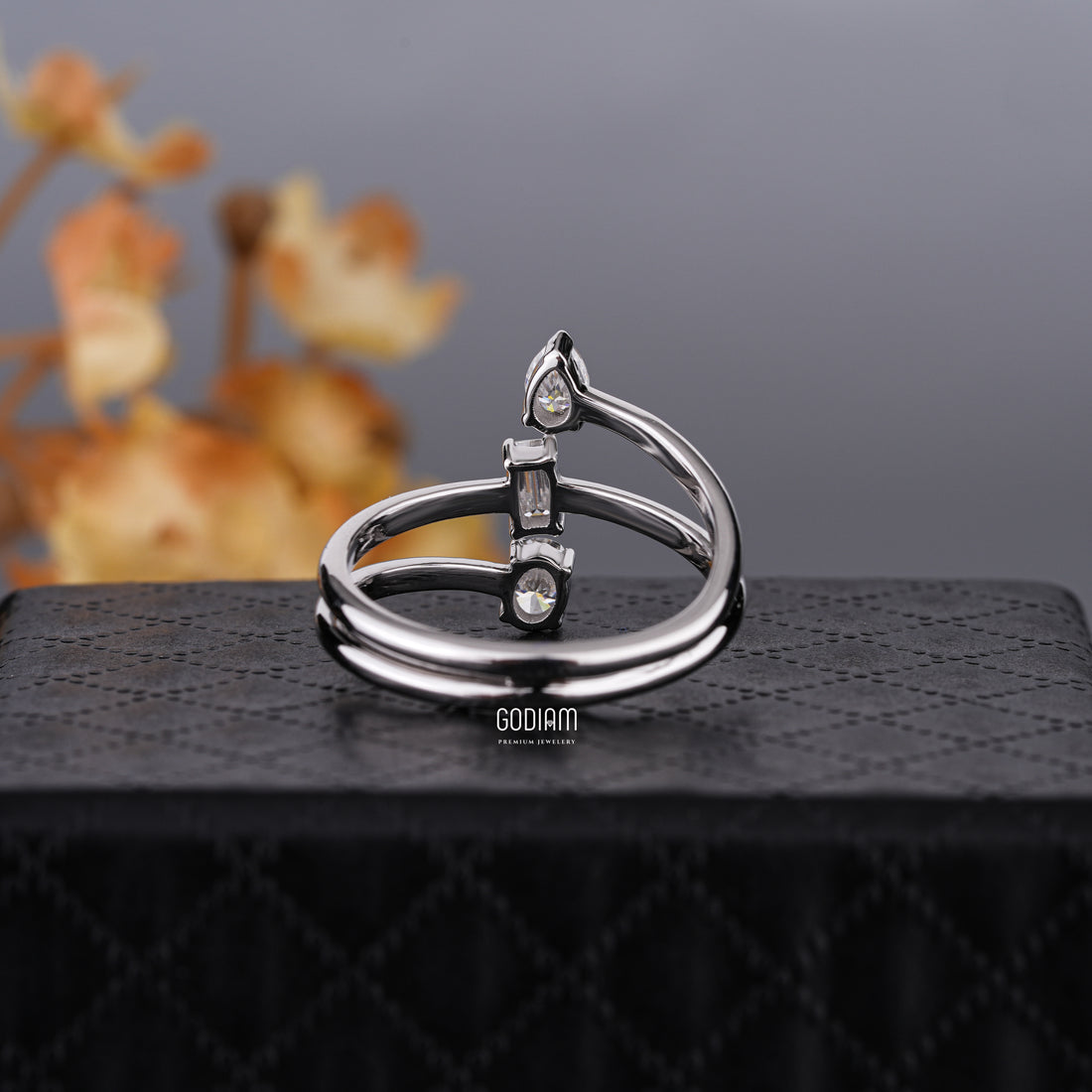 TRINITY WRAP RING-GRG2161