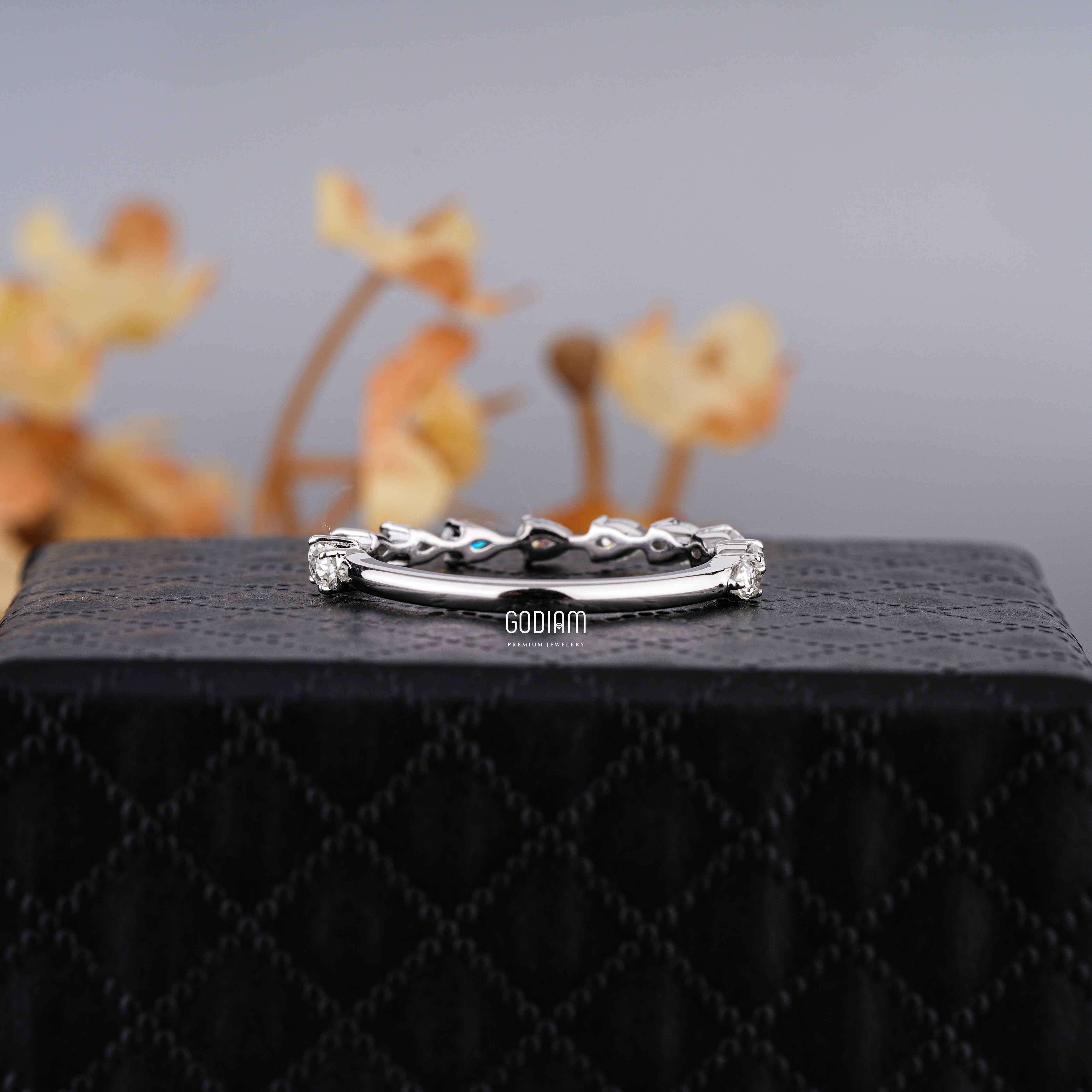 PearLink Diamond Ring – Flow in Formation