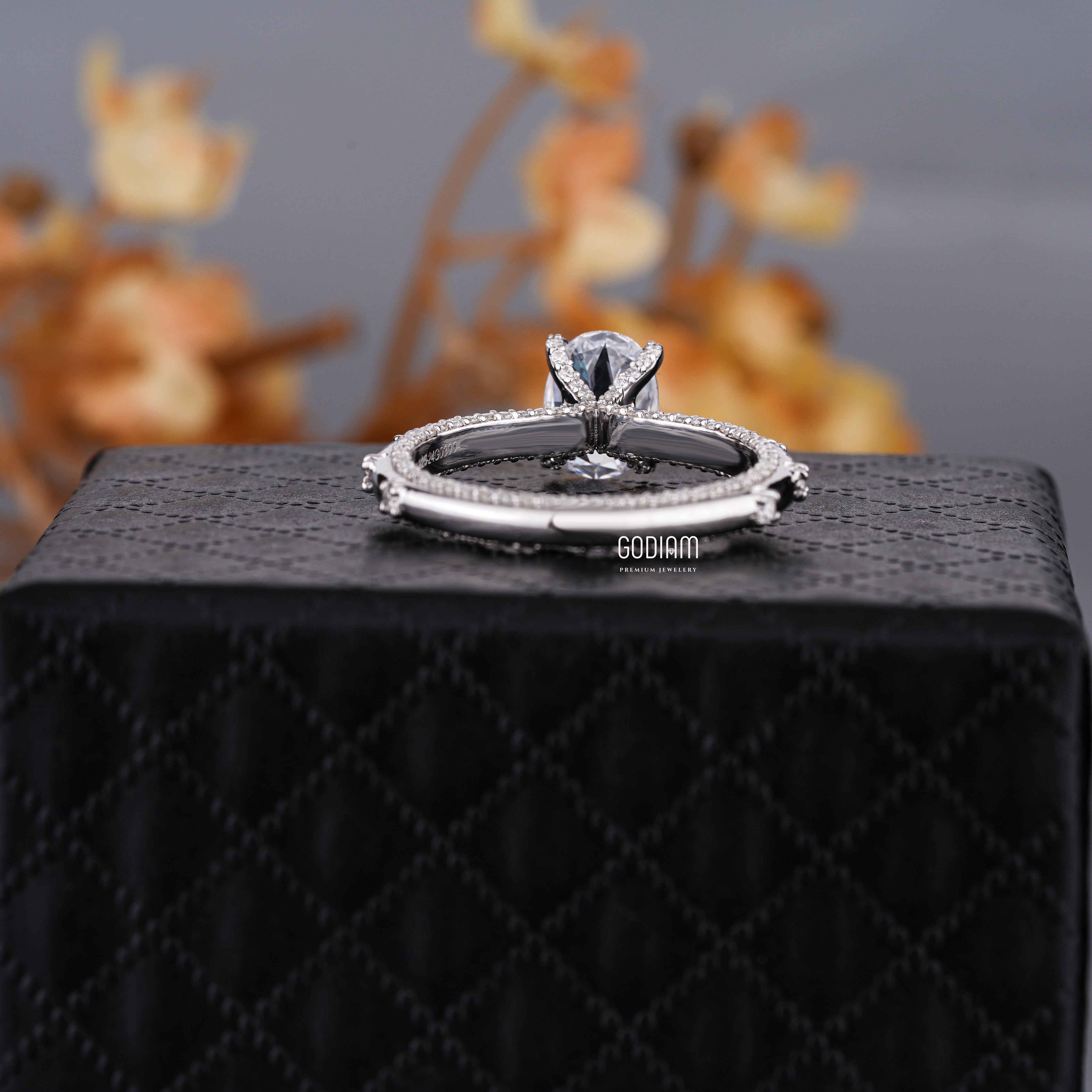 Celestia Oval Diamond Ring – Designed to Orbit Elegance