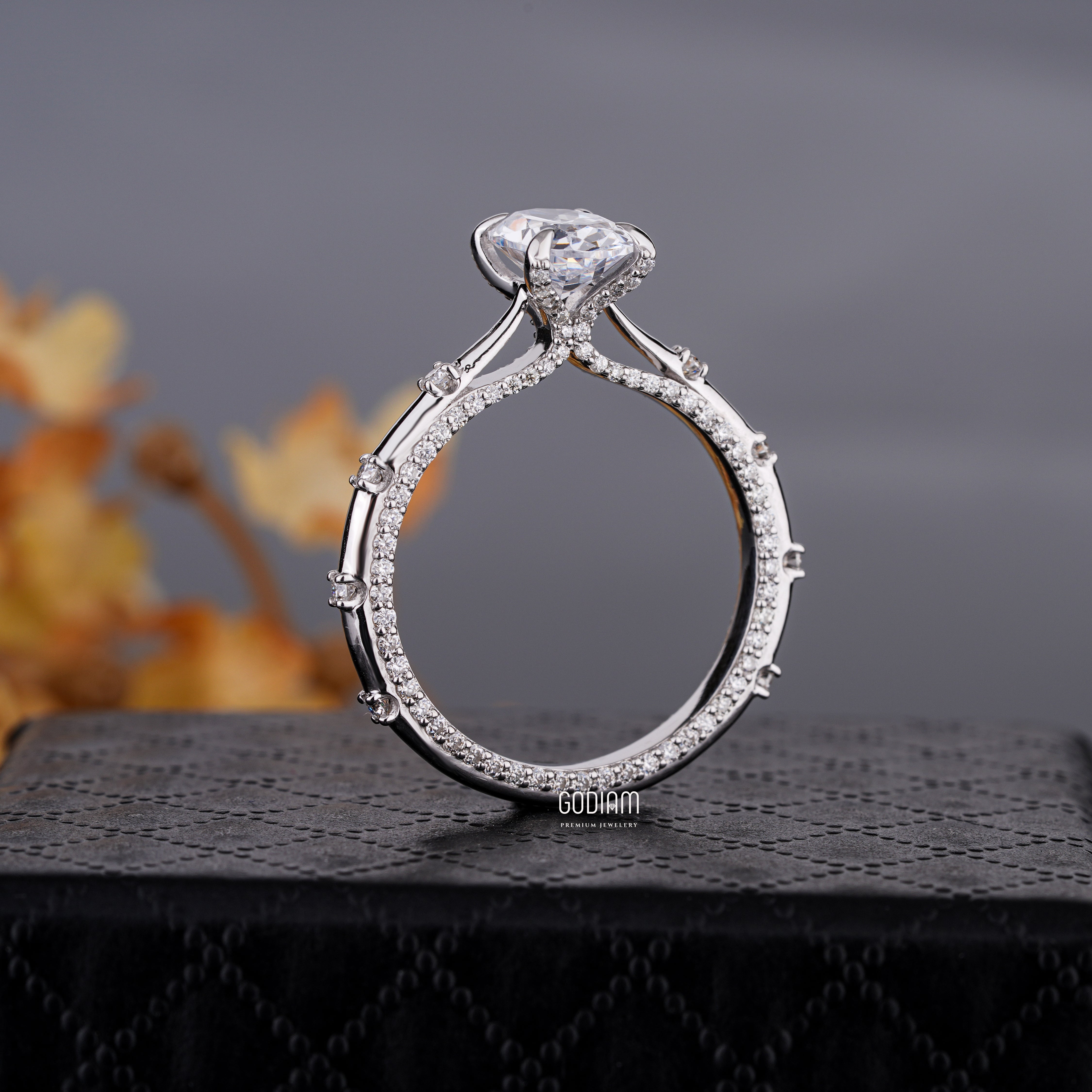 Celestia Oval Diamond Ring – Designed to Orbit Elegance